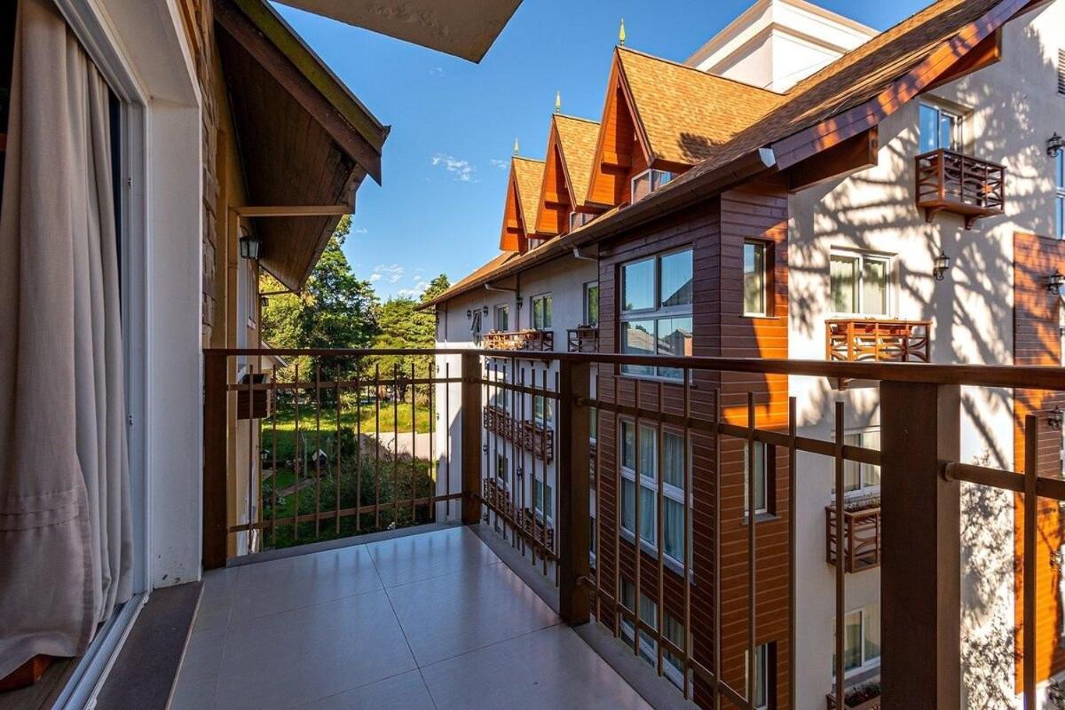 Rosa Edificio Casa De Pedra Lejlighed Gramado Eksteriør billede